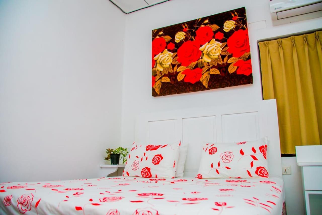 Niwahana Transit City Hotel Katunayaka Zewnętrze zdjęcie